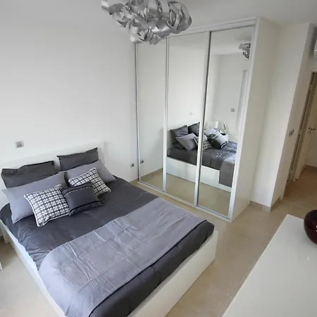 Apartment With 2 Bedrooms In Cannes, With Wonderful View, Furnish