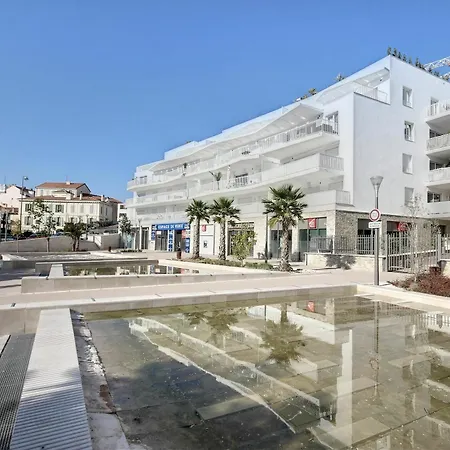 With 2 Bedrooms In Cannes, With Wonderful View, Furnish * Cannes
