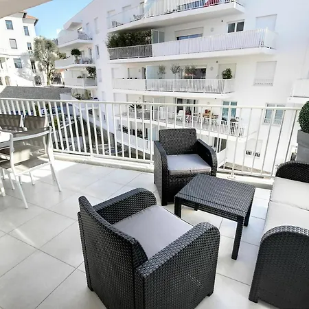 With 2 Bedrooms In Cannes, With Wonderful View, Furnish Cannes
